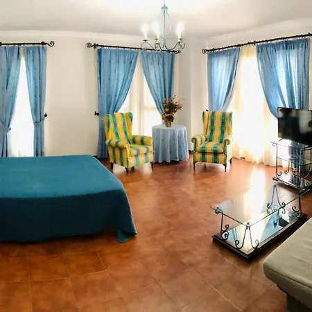 Hotel La Yedra *